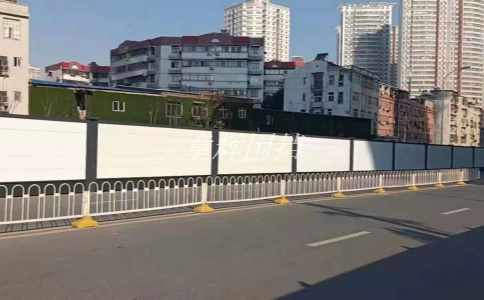 如何維護和清潔pvc圍擋以延長其使用壽命？（pvc圍擋的維護保養(yǎng)）